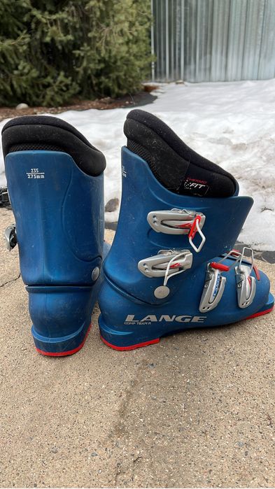 Лыжи с креплением, ботинки