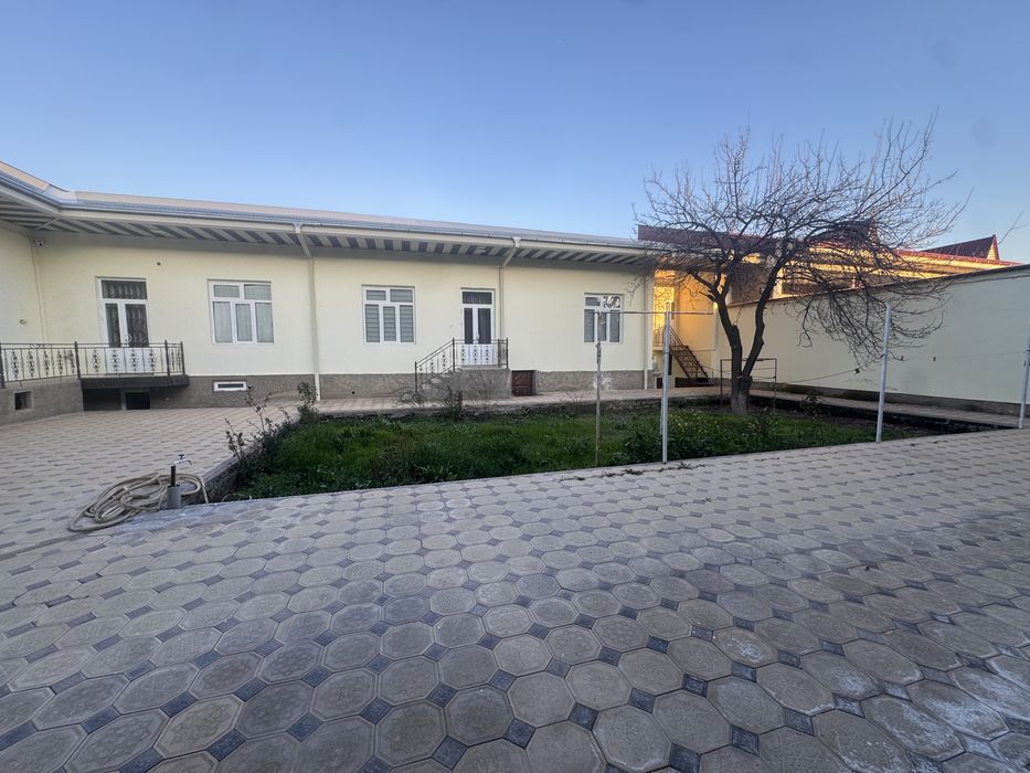 Продается дом на земле 7соток.Угловой дом,можно перестроить.Цена догов