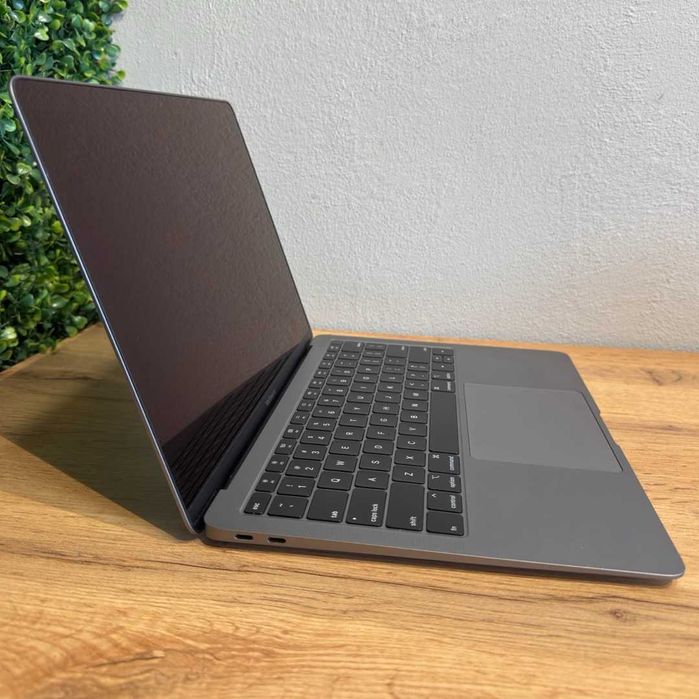MacBook Air 13 2018 Intel Core i5 SSD 128GB RAM 16GB Space Gray - GARANTIE 12 LUNI | TrueGSM