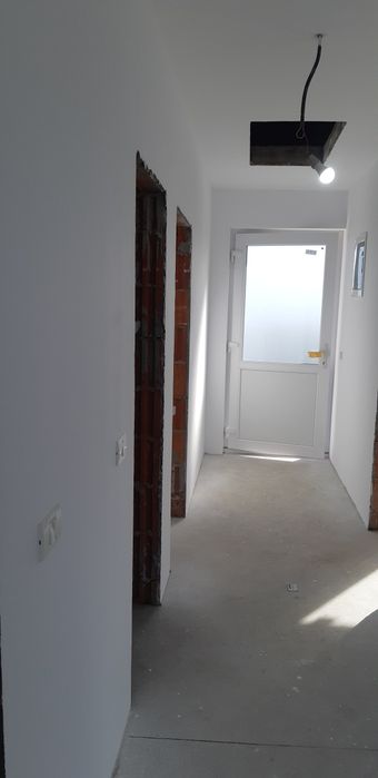 Vând casă Oșorhei