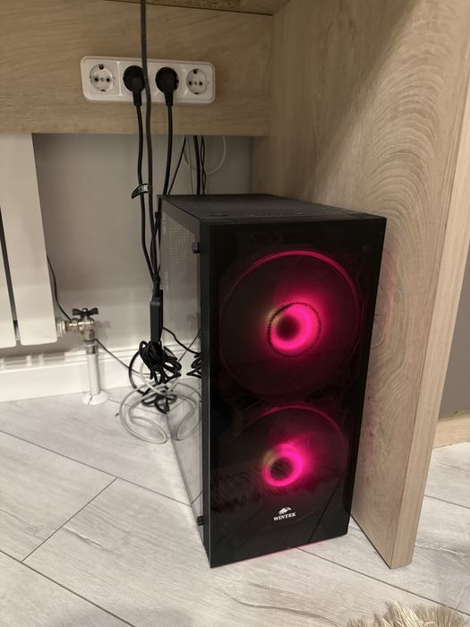 Продам срочно компютер