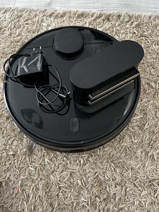Aspirator robot Xiaomi in stare buna