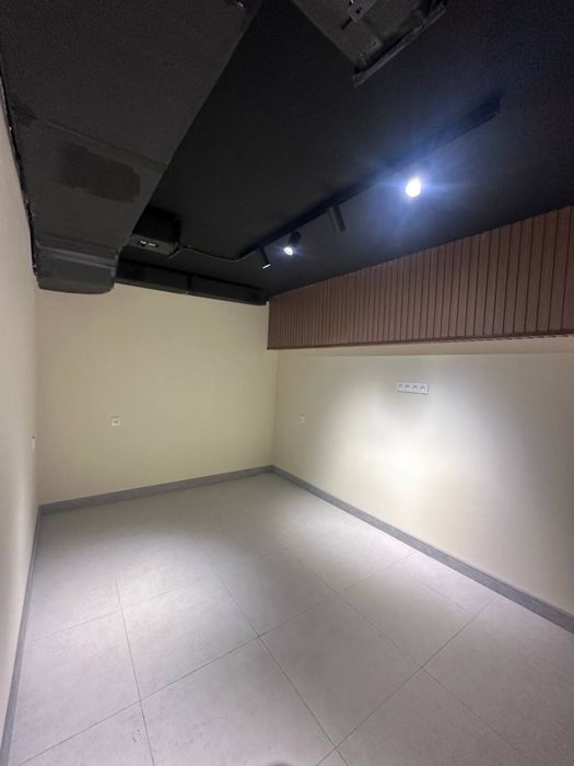 Бабура Цветочные Ряды | 268кв - нежилое помещение Аренда