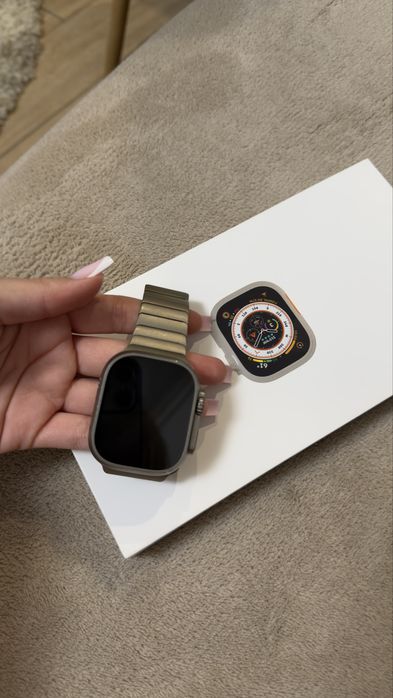 Apple watch ultra 2 titanium 49mm