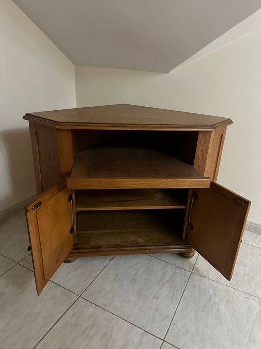 Vând dulap/stand TV de colț din lemn masiv
