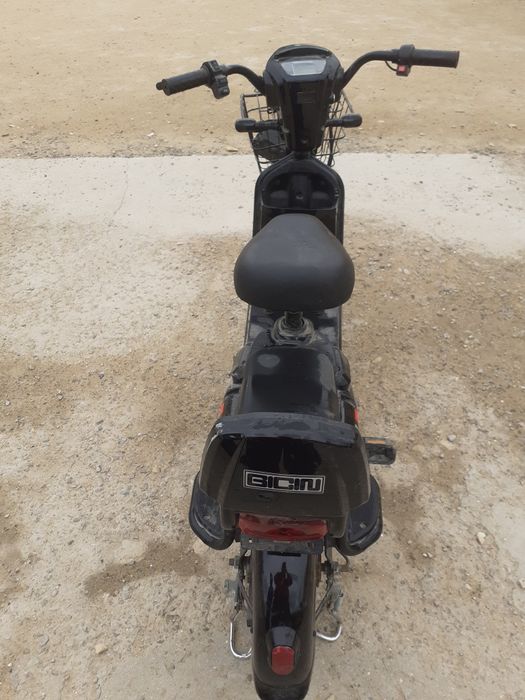 Электроскутер  sk8