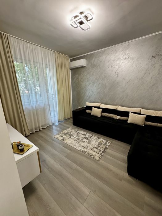 Închiriez garsonieră + loc de parcare pe Drumul Jilavei