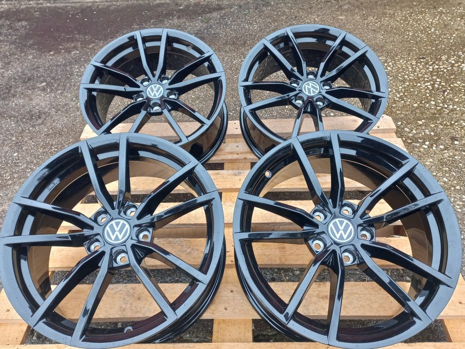17 Vw Golf Gti R Passat Jetta 7.5j et40 Poteria Black Polis Чисто Нови