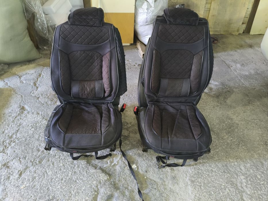 Сиденья переднии  от BMW