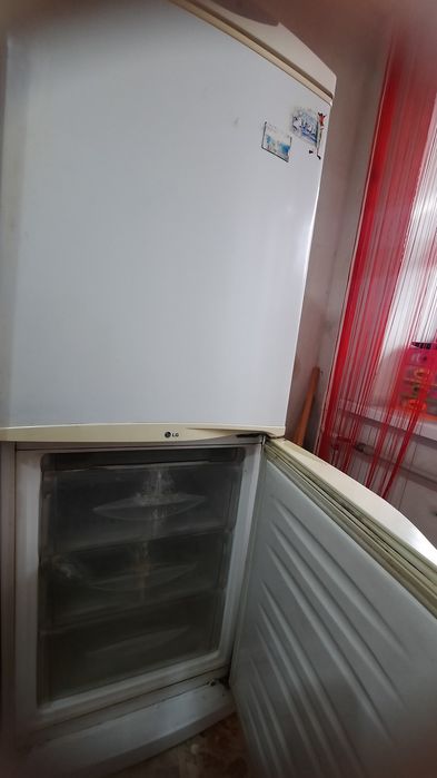 Продам холодильник б/у