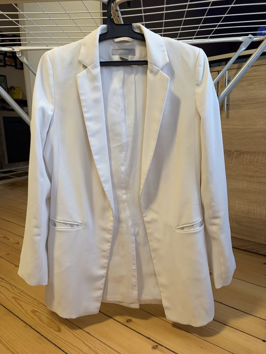 Блейзери,палта и панталон