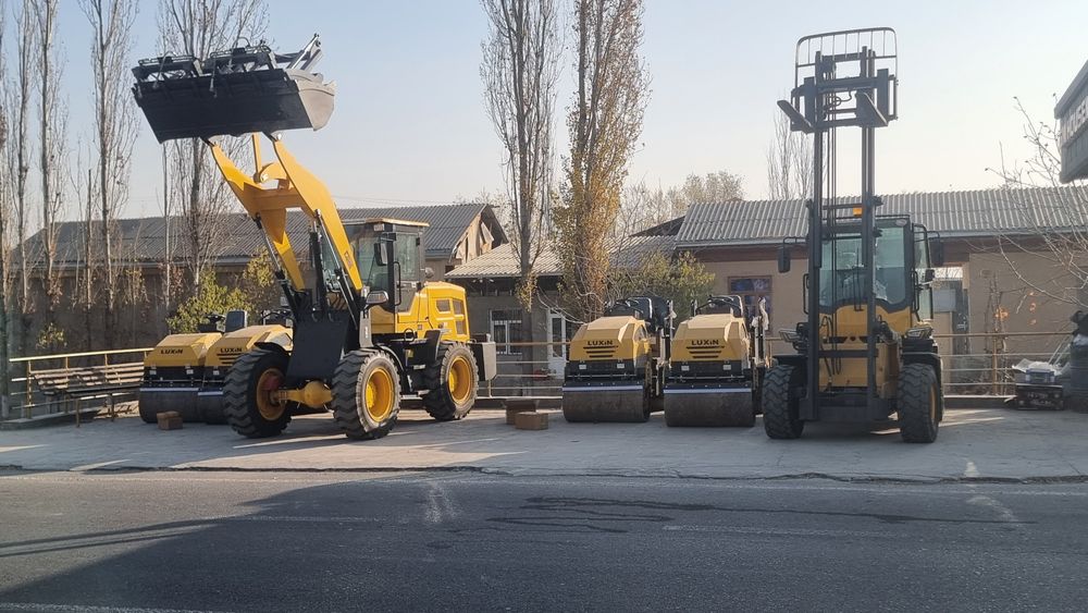 Погрузчик автокара каток 51 от кучи 3 тонна 8600