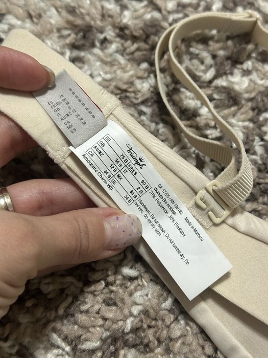 Sutien nou crem Triumph 75B