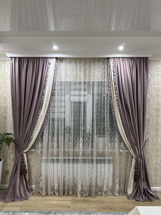 Продам тюль с занавеской на 2 окна