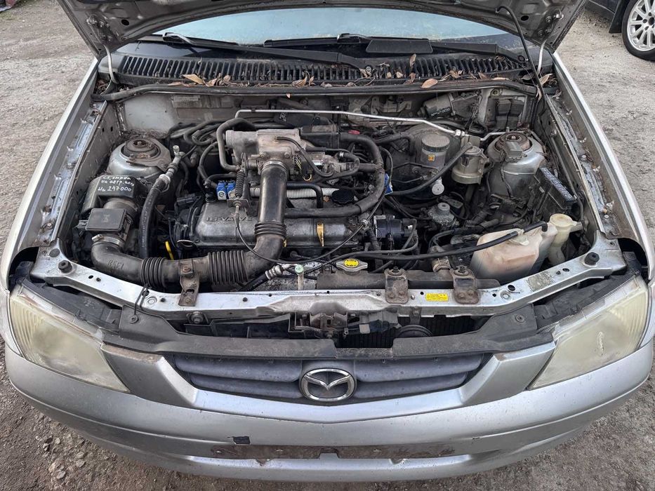 Mazda Demio 1.3i 63hp 2000г На Части