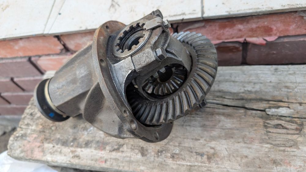 Редуктор на Нива 2121