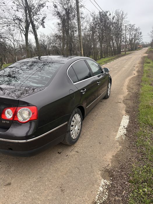 Vand passat b6 2.0 sau schimb