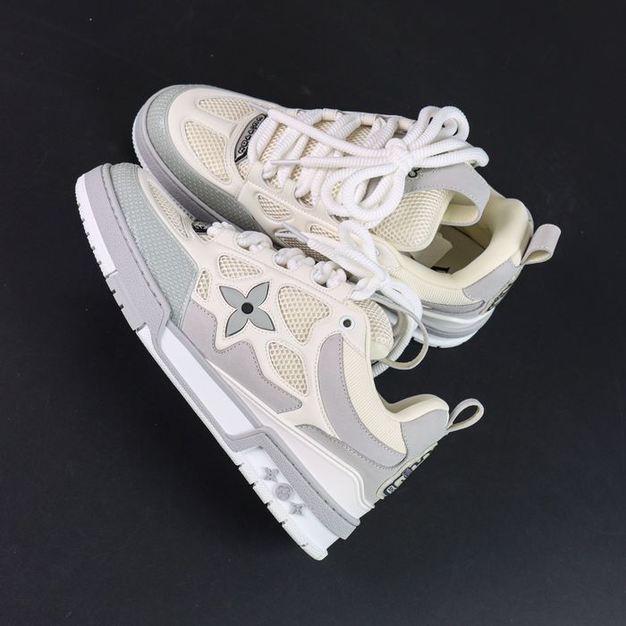 Louis Vuitton skate grey