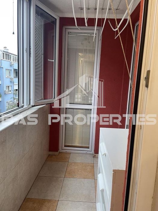 Продава се Тристаен апартамент в София, Белите брези - 80 кв.м за 1785 €/кв.м - Снимка #7