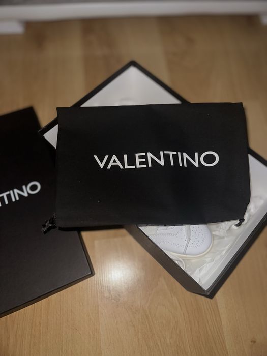 Дамски Маратонки VALENTINO