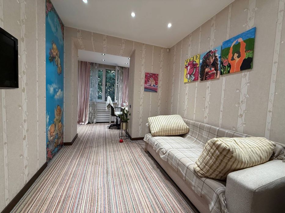 Продам квартиру на Цум Ц-7