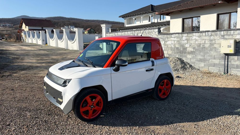 Vand Masina Tazzari Electric