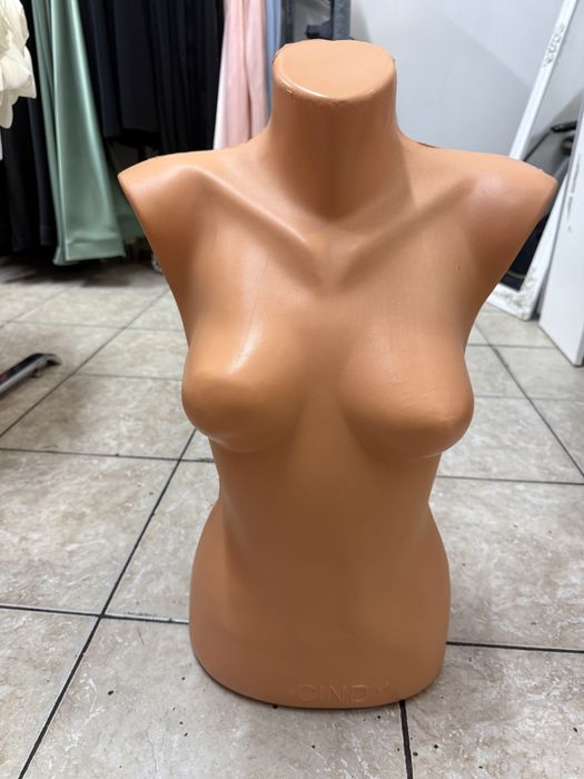 Vand bust manechin