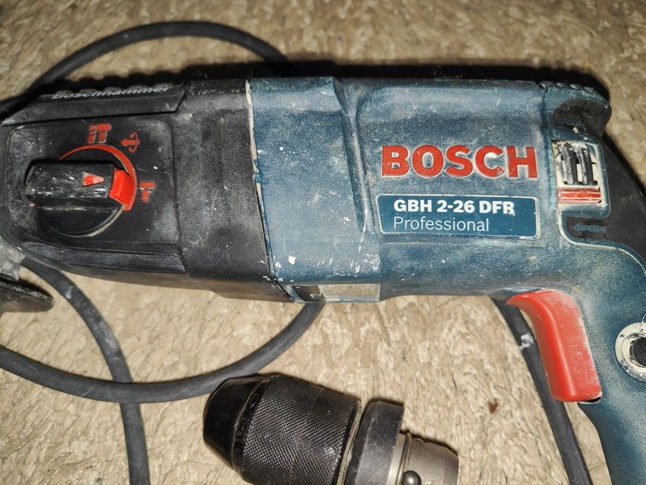 Продам перфоратор Bosch GBH 2-26 DFR