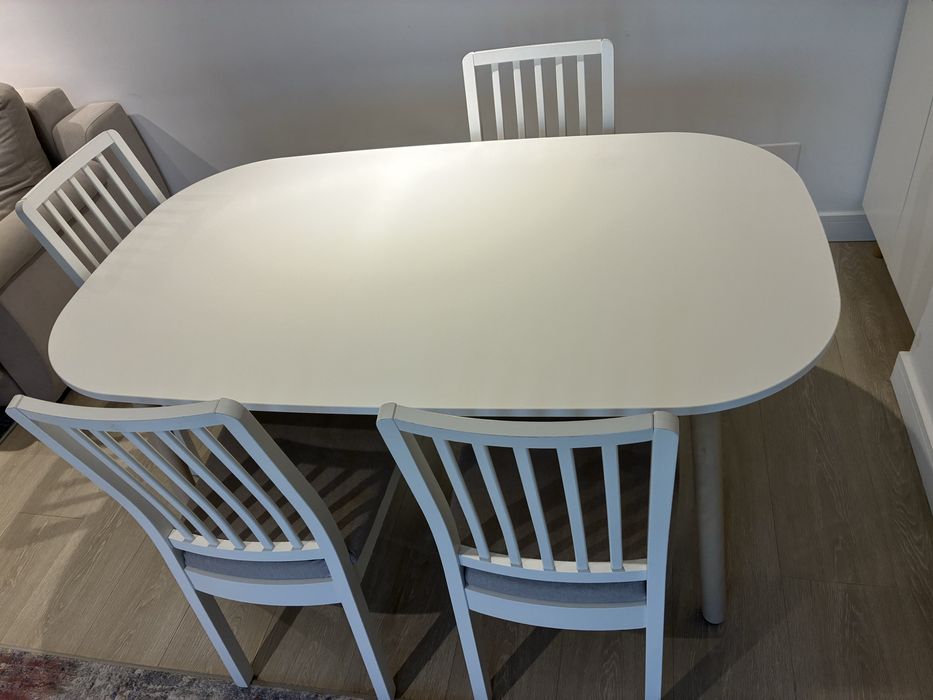 masa IKEA Vedbo 160x95 si 4 scaune Ekedalen
