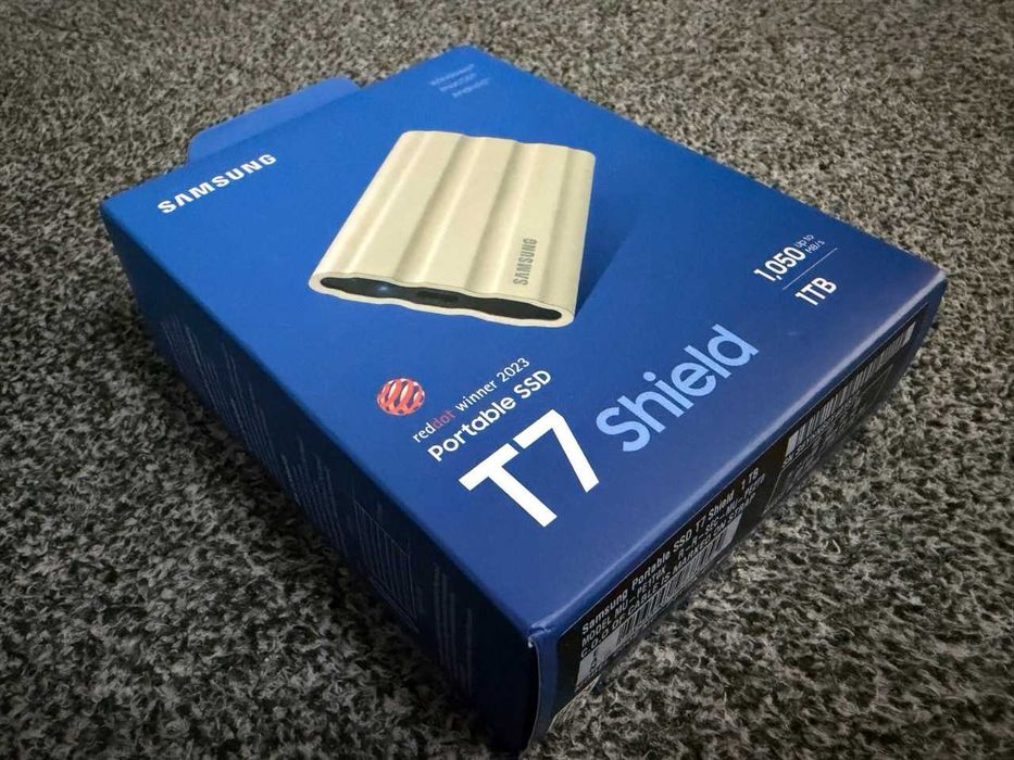 SSD Portabil / Samsung T7 Shield / 1 Tb /  Pana la 1050 Mbs / Sigilat
