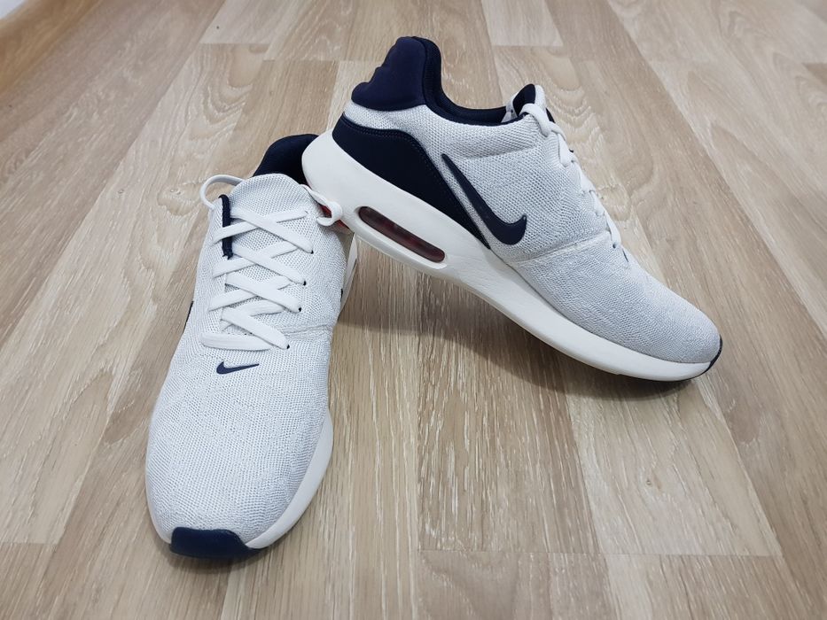 Adidași Nike Air Max mărimea 42,5
