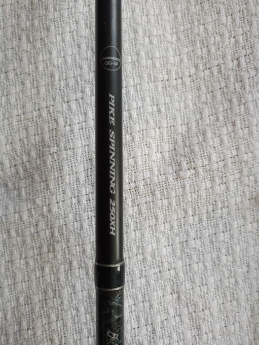 Спининг въдица  shimano yasey pike