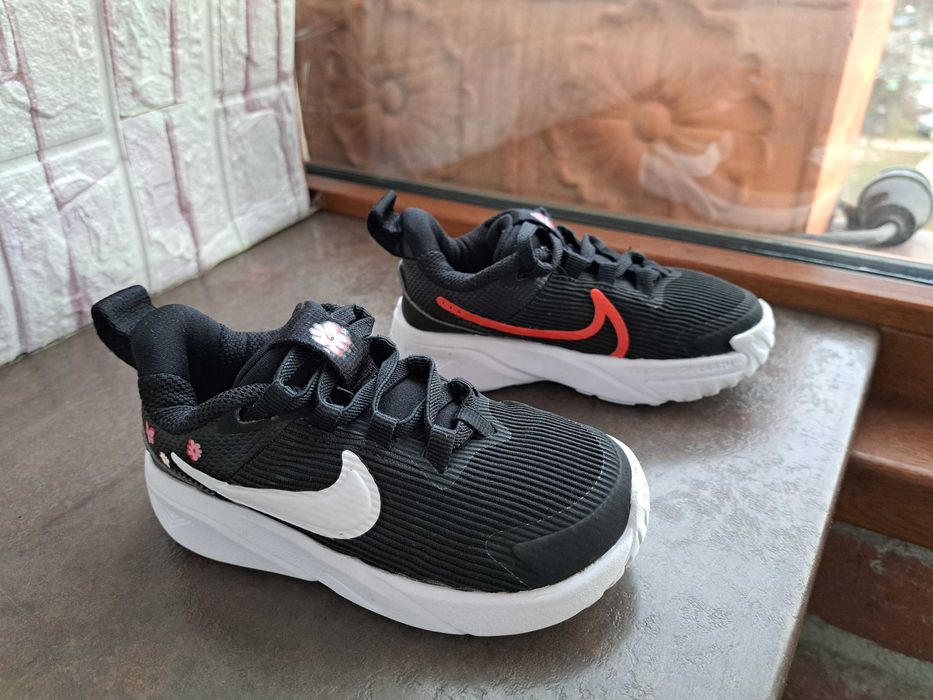 детски маратонки за момиче кецове,спортни обувки Nike,найк,номер 25