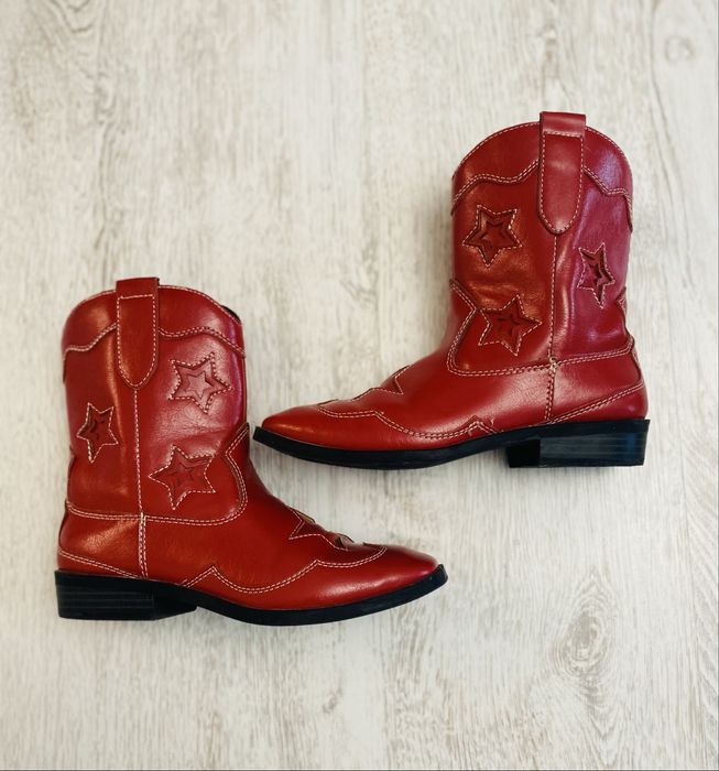 Cizme / ciocate zara rosii cu stele marime 34