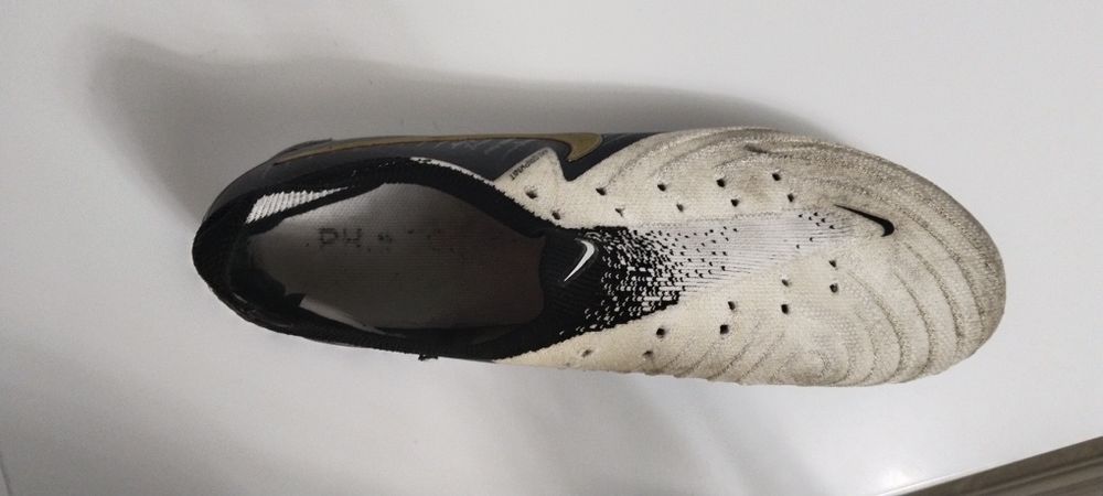 Бутсы nike phantom