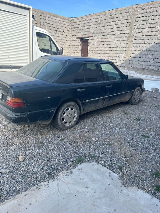 Прадаётся Мерседес.220