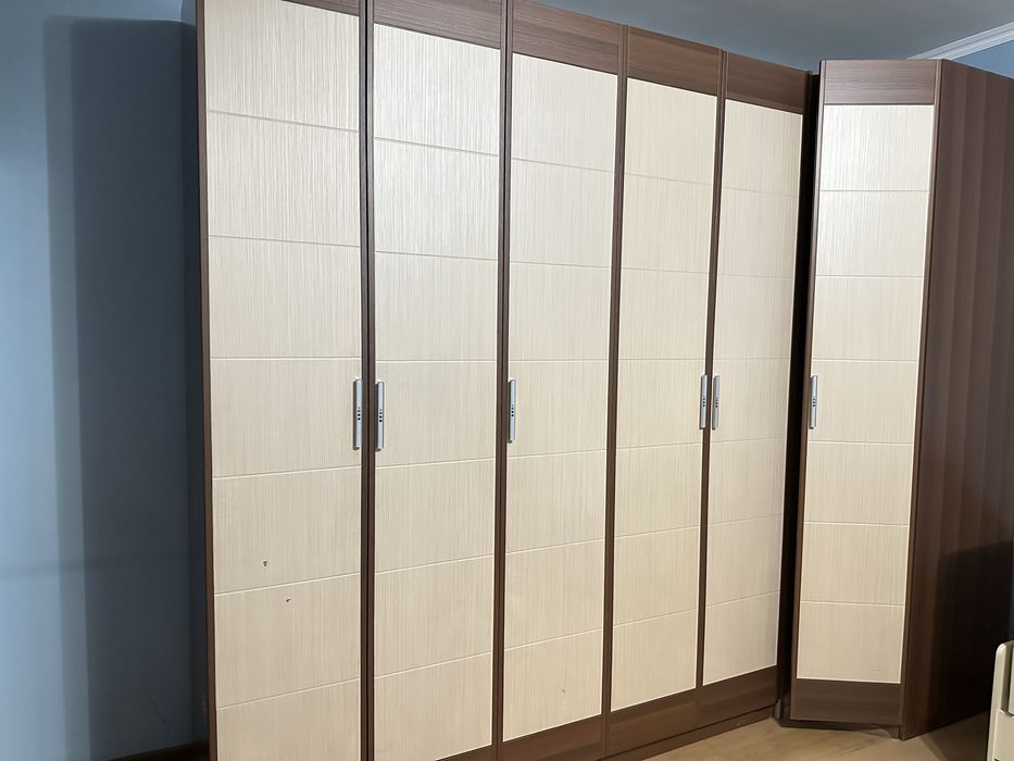 Спальный гарнитур