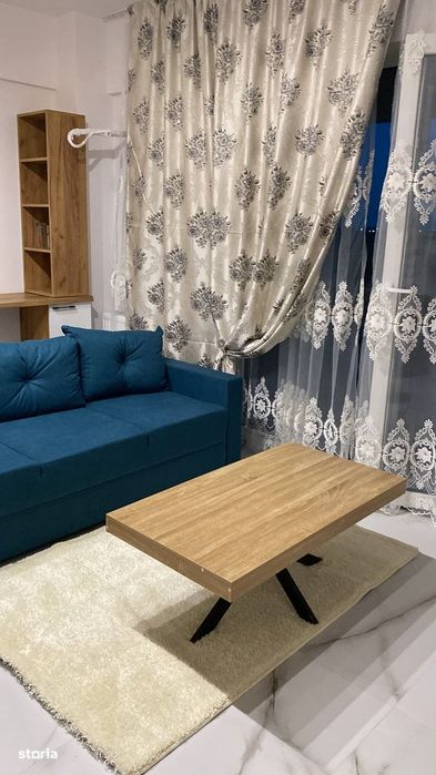 Studio lângă pasarela metrou Berceni