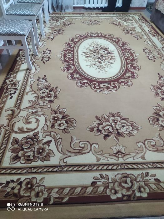 Продам ковер 30000