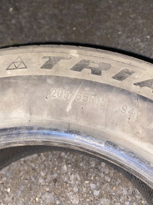 Продам 205/65/15 в отличном состаяние