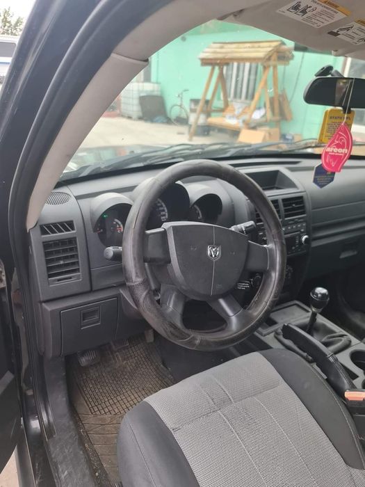 Dezmembrez dodge nitro 2.8  automat si manual