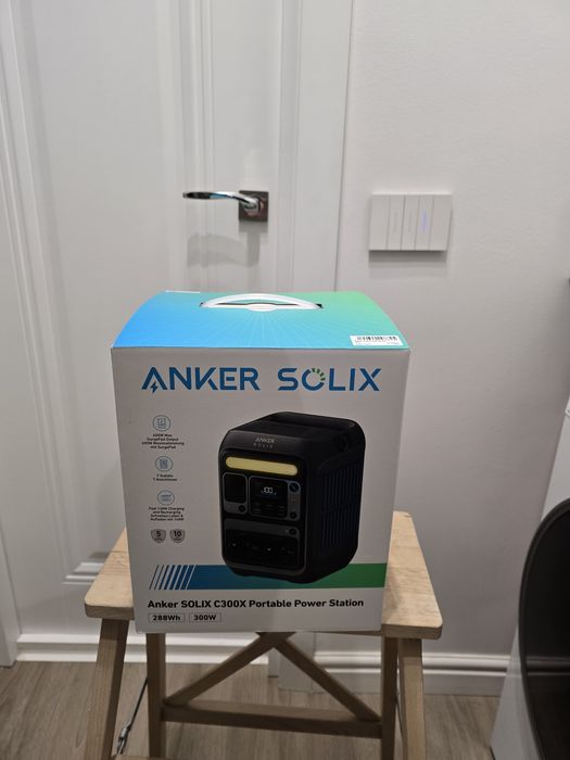 Nou.Baterie. Statie de incarcare. ANKER C300x