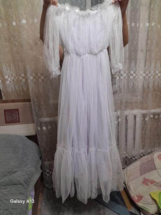 Продам платье новое