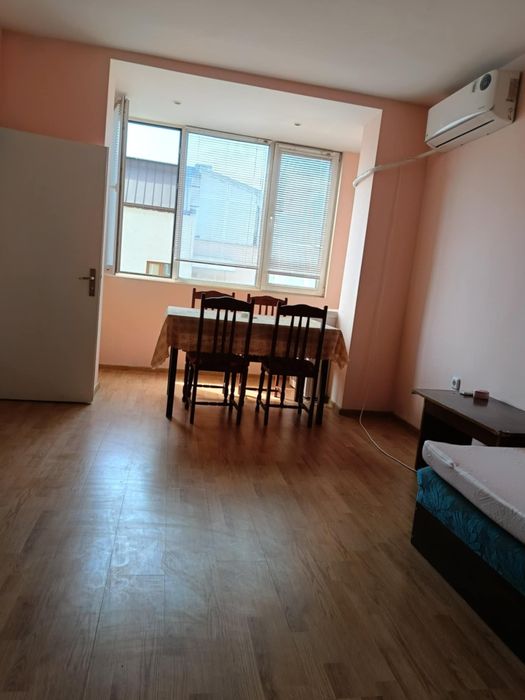 Дава се под наем Едностаен апартамент в Стара Загора, Метро - 37 кв.м за 178.5 € - Снимка #1