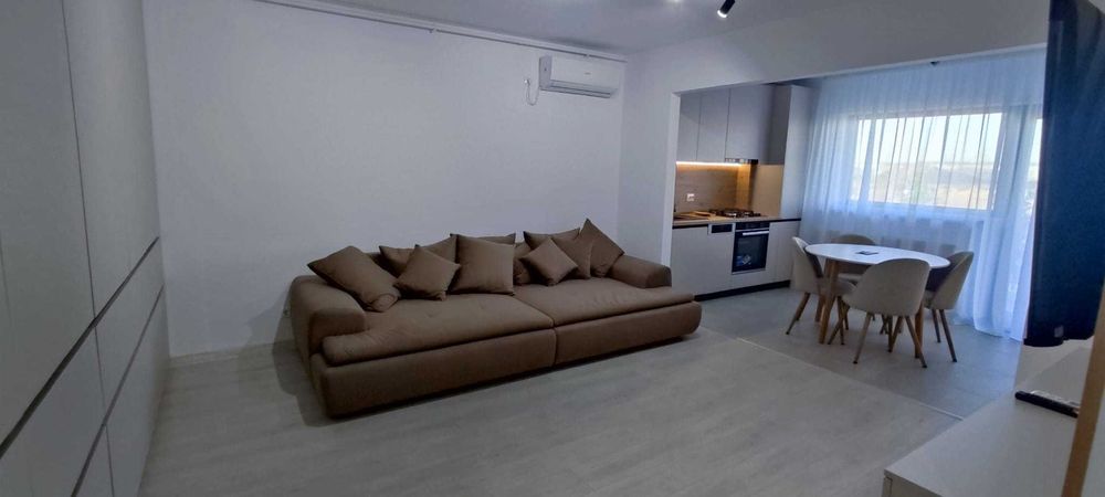 Apartament 2 camere 50 MP Hils Republica - AC ,Centrala termica , 6-7 minute metrou ,prima inchiriere