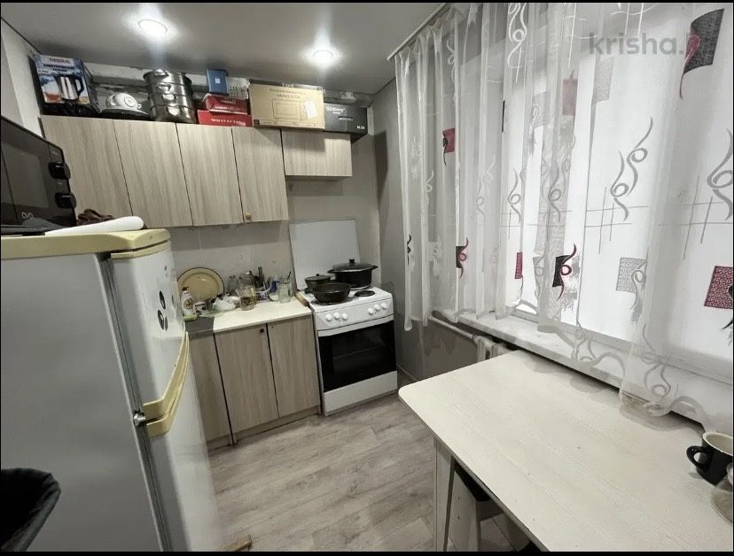 Продам квартиру в двухкомнатную