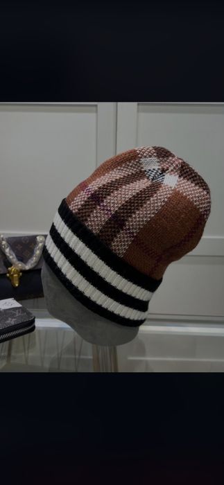 Fes Burberry, Gucci, Vuitton, 8 modele
