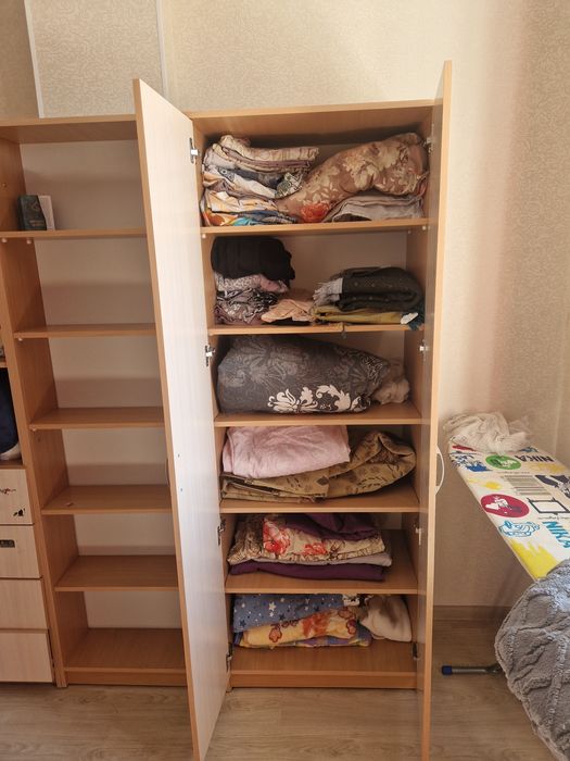 Продам шкаф из детской