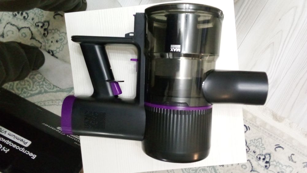 Пылесос новый.  50000 т