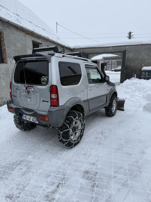 Suzuki Jimny Off-road